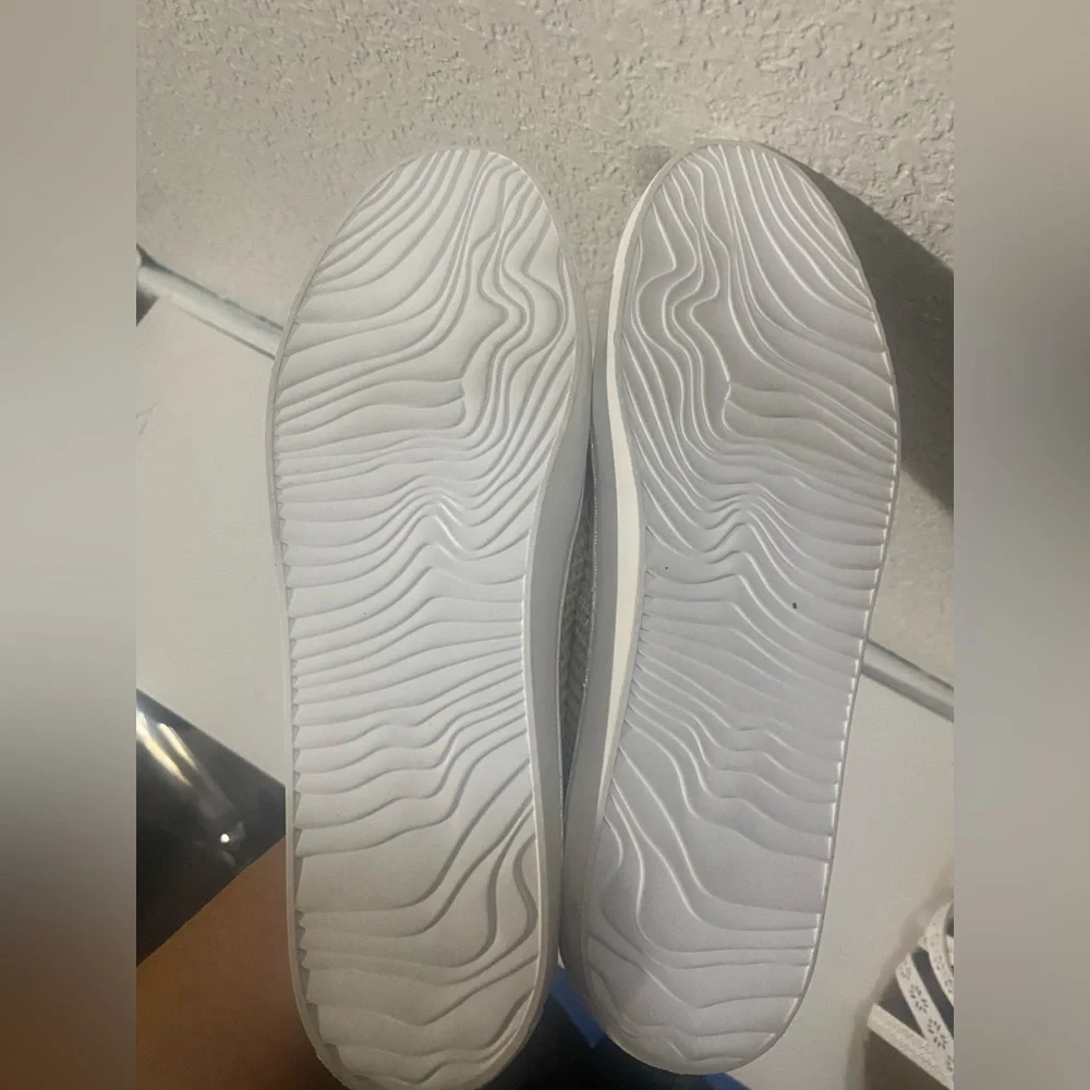 Steven New York Kiana tan 1” platform loafer with woven design size 7 - Picture 5 of 8